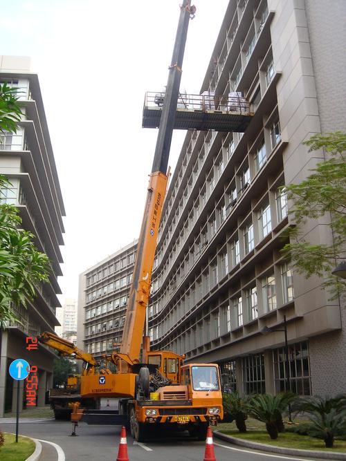 南山吊車南山區吊車深圳南山吊機吊車出租賃工廠搬遷機械設備吊裝